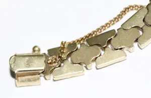 Antieke gouden schakel armband met veiligheids ketting kopen? Bied vanaf 2400!