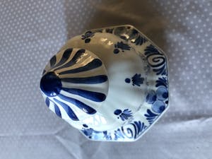 Niet of onleesbaar gesigneerd - Delfts Blauwe dekselpot, dekselvaas kopen? Bied vanaf 1!