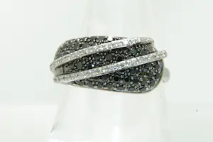 22 - 18 karaats witgouden ring met diamant ca 0.65 crt briljant kopen? Bied vanaf 500!