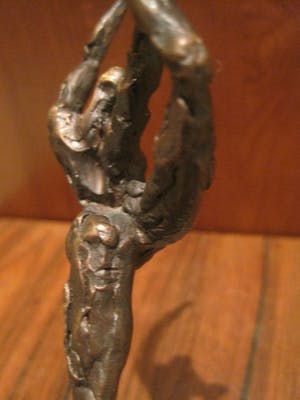 Brons (Onbekend) - Danseres kopen? Bied vanaf 35!