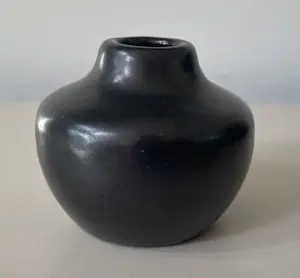 Mobach Keramiek - Miniatuur vaasje kopen? Bied vanaf 20!