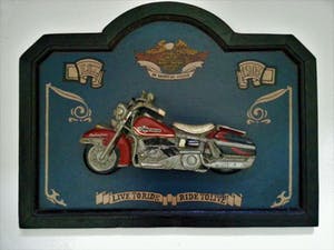 Niet of onleesbaar gesigneerd - Harley Davidson - Vintage beschilderd 3D wandbord - Hout kopen? Bied vanaf 10!