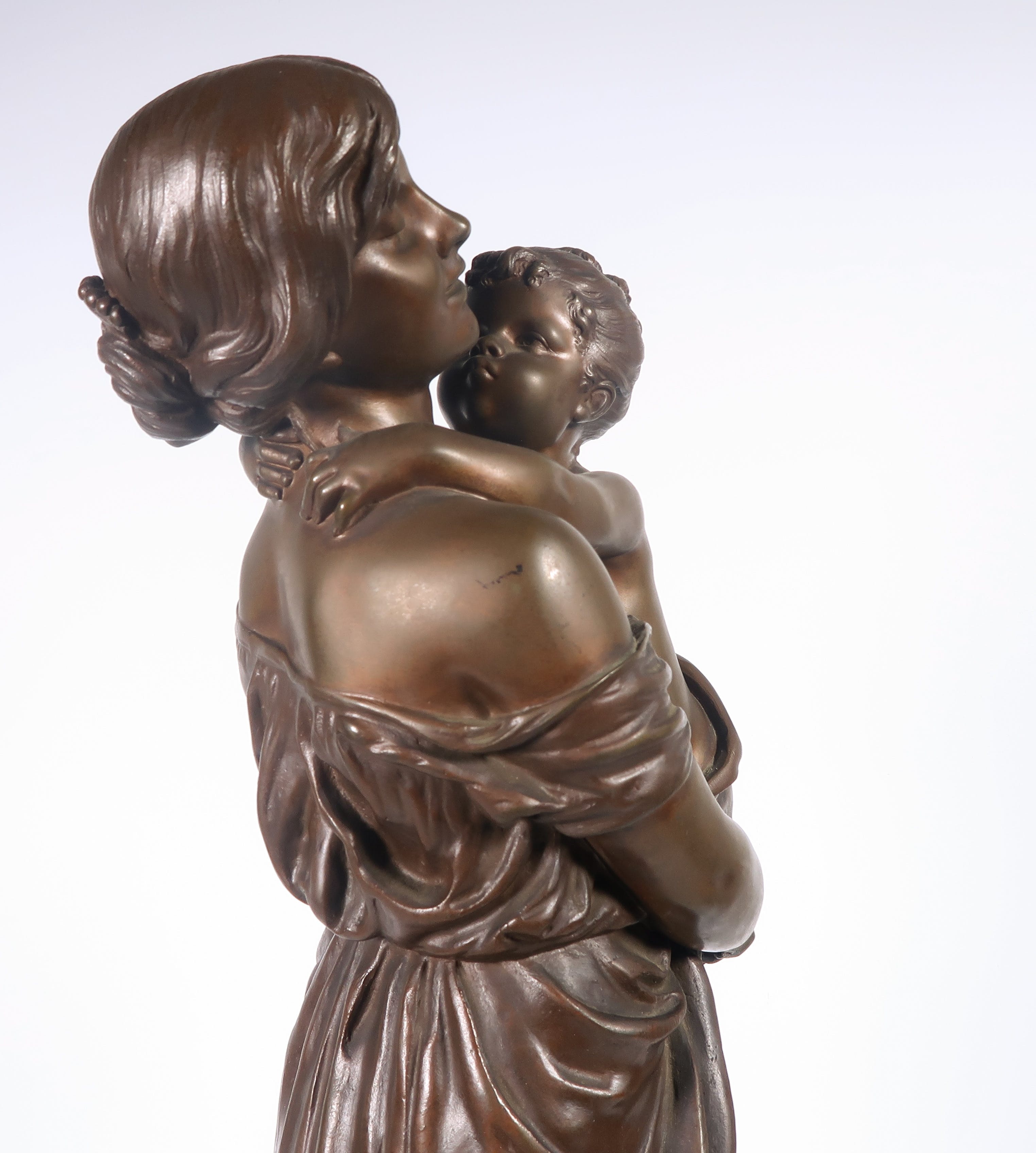 Charles Georges Ferville Suan - Bronzen beeld, Moeder met kind (Groot) kopen? Bied vanaf 350!