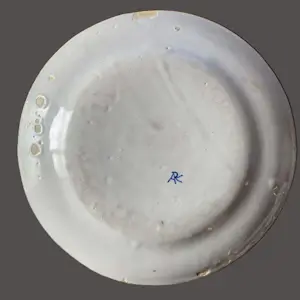 Desvres - Antiek faience bord in Delftse stijl – Desvres (Frankrijk), ca. 1860–1880 kopen? Bied vanaf 70!