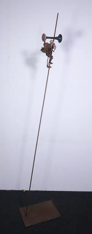 Jan Verschueren - Groot sculptuur gemaakt van ijzer, To the next level kopen? Bied vanaf 700!