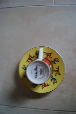 Keith Haring - boekensteunen - espresso kopje en schotel - muismat in 1 kavel ! kopen? Bied vanaf 50!