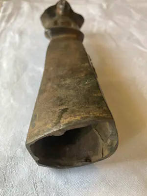 Brons (Onbekend) - Bronzen beeldje van een non, modernistisch abstract kopen? Bied vanaf 50!