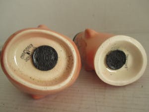 Niet of onleesbaar gesigneerd - Verzamelobject: porseleinen set van peper en zout met kopen? Bied vanaf 1!