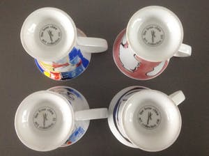 Alessi - Vier ALESSI-lepels en vier koffiebekers uit de Art-collection kopen? Bied vanaf 25!