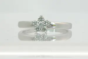 Acheter19 - elegante 18 Krt wit-goud solitair ring 0.25 crt briljant - HRD certificaat? Enchérissez de 320!