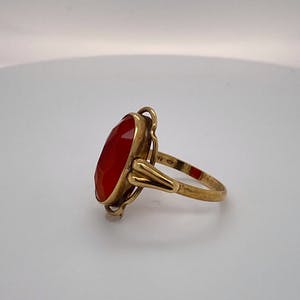 14kt gouden ring met carneool, mt 56(17,75) 2,73gr kopen? Bied vanaf 100!
