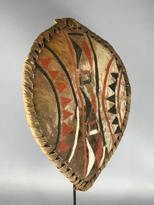 Dogon - Tribal used Masaai warrior's leather shield - Tanzania. kopen? Bied vanaf 85!