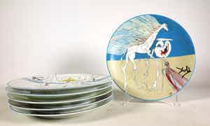 Royal Limoges - Salvador Dali, La Conquête du Cosmos - Zes porseleinen borden verkocht voor € 150!