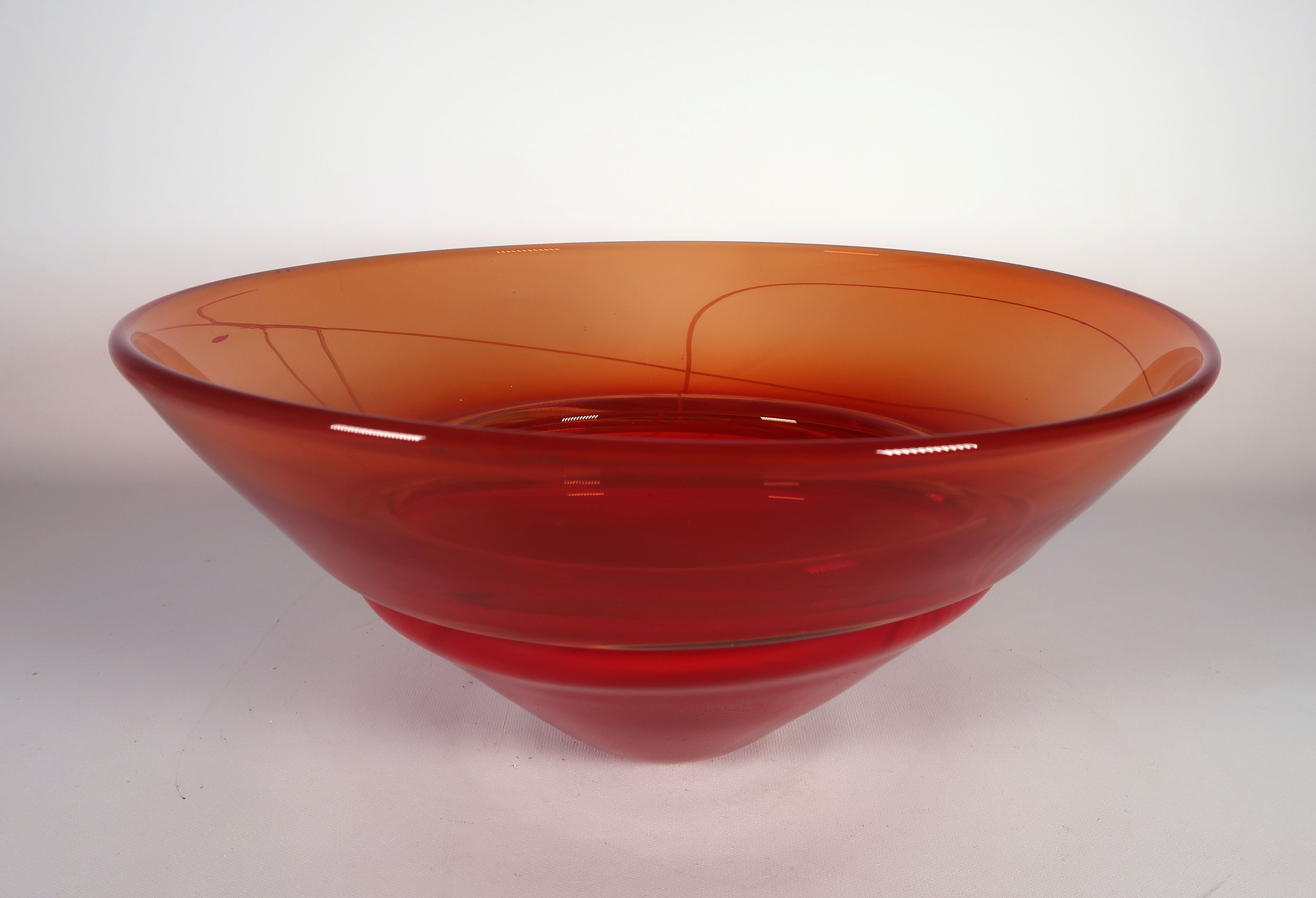 Willem Heesen - Glas, unica rood en oranje schaal verkocht voor € 400!
