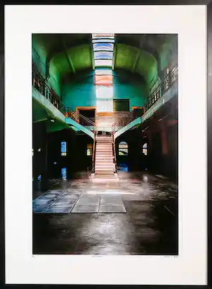 Arnoud van den Brink - Foto, Mine Building - Ingelijst verkauft für € 60!