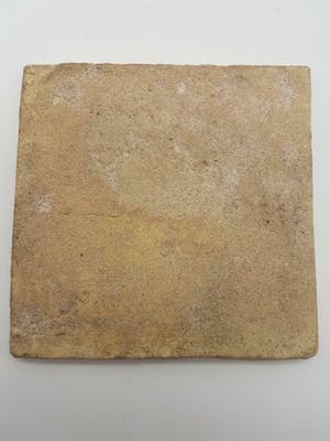 Niet of onleesbaar gesigneerd - Antieke zeldzame vroeg-18e eeuwse tegel met vogel kopen? Bied vanaf 1!