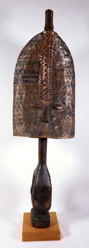 Kota - Reliekbeeld van hout en koperblik verkocht voor € 1!