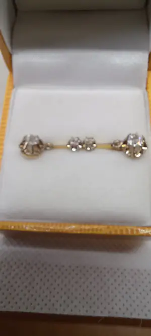 Gouden 18k oorbellen met diamanten ,toetsteen bij juwelier. kopen? Bied vanaf 350!