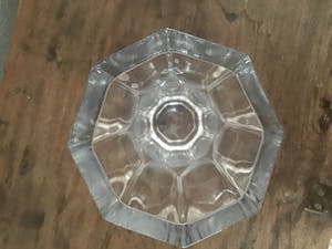 Niet of onleesbaar gesigneerd - 2 zware kristallen design vazen kopen? Bied vanaf 1!