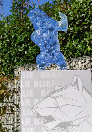 Richard Orlinski - BEAR BUBBLE (BLUE EDITION) – Skulptur kopen? Bied vanaf 300!