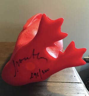 William Sweetlove - Cloned red pinguin with water bottle kopen? Bied vanaf 275!