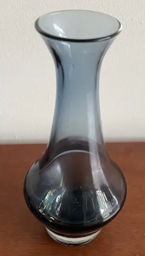 Riihimäki - vintage staalblauw glazen vaasje kopen? Bied vanaf 20!