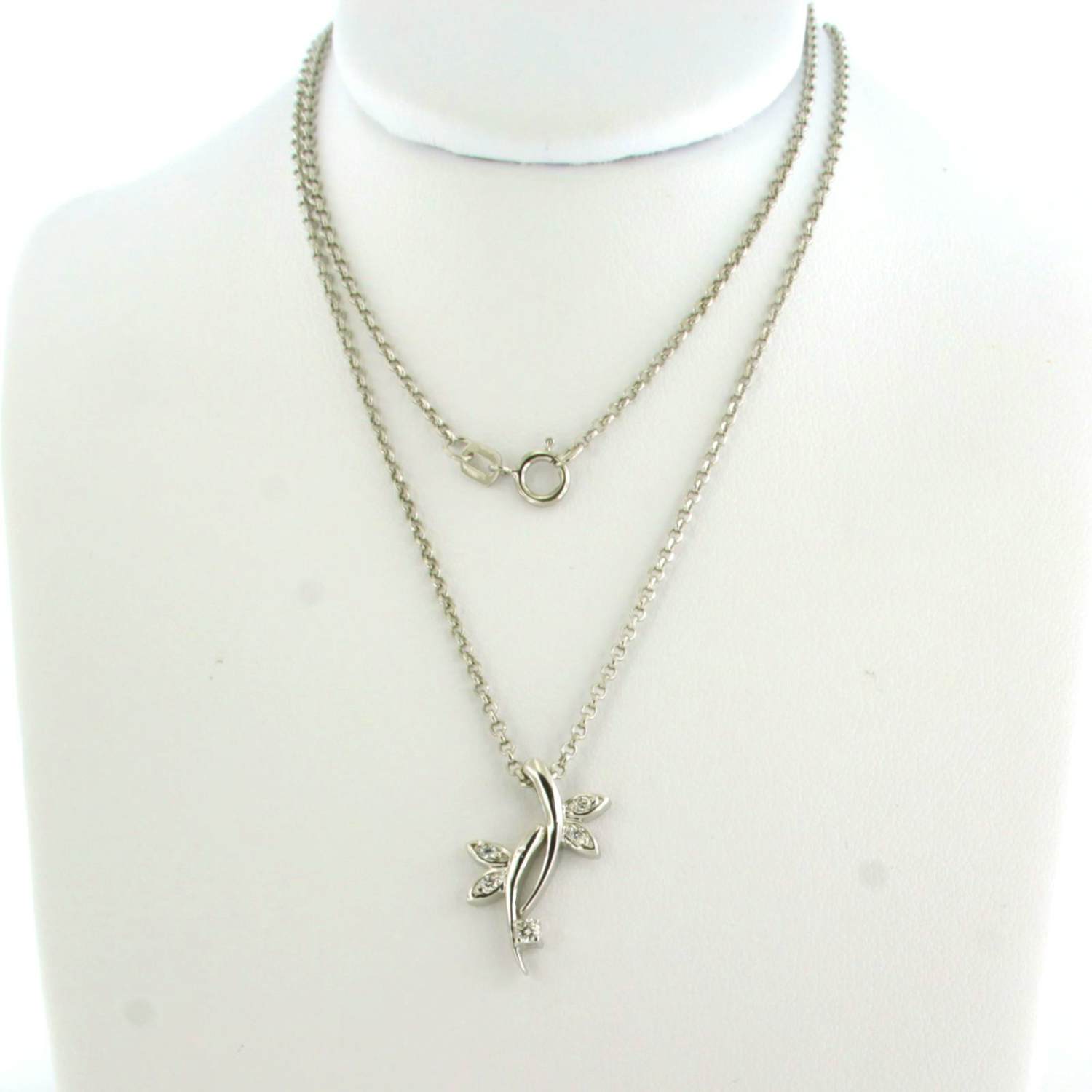 Buy 14k witgouden collier met hanger bezet met diamant 0.08 ct? Bid from 250!
