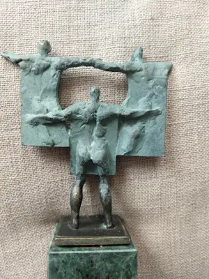 Corry Ammerlaan - Gestileerde figuren in verbondenheid kopen? Bied vanaf 50!