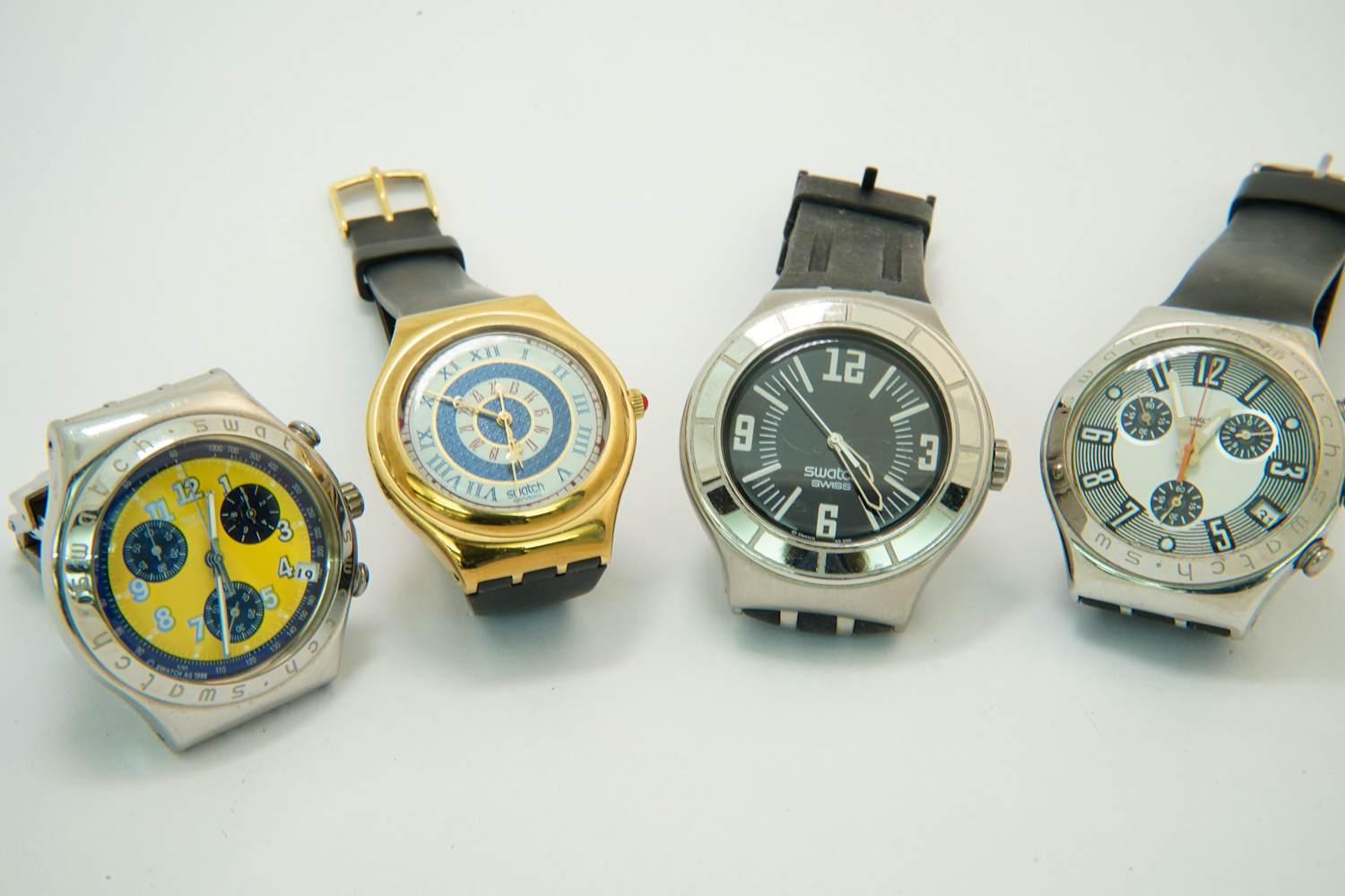 57 - Diveren Stalen Unisex polhorloges met band van het merk Swatch verkocht voor € 20!