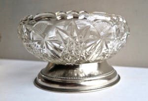 Niet of onleesbaar gesigneerd - Set van 2 Voetschalen - Kristalglas/Silverplate kopen? Bied vanaf 1!