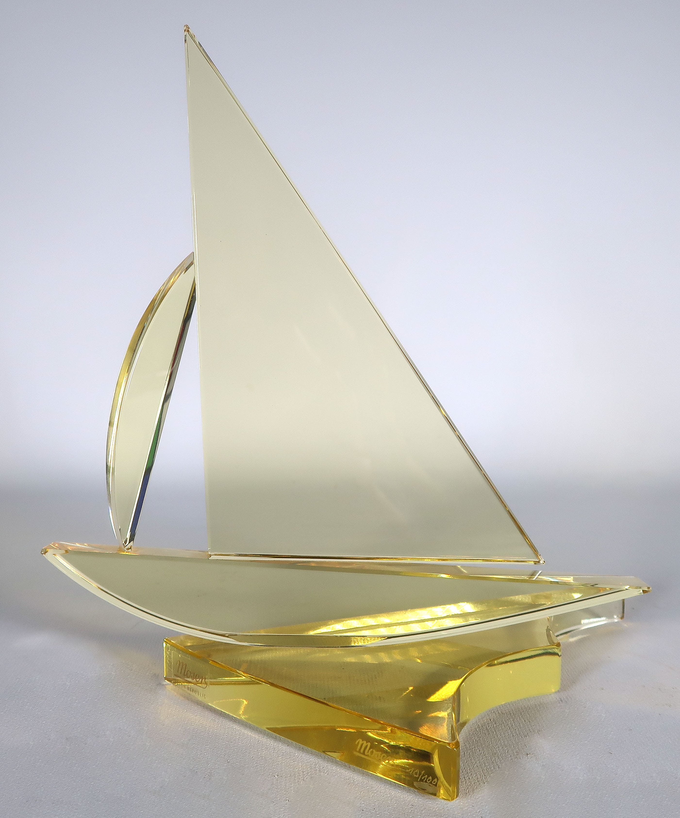 Moser - Glas, Gele zeilboot verkocht voor € 100!