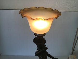 Curiosa - Charles Ruchot. Tafellamp .Smid kopen? Bied vanaf 75!