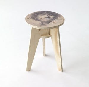 Piet Hein Eek - Plywood print stool Piet Hein Eek ‘Rembrandt’ kopen? Bied vanaf 145!