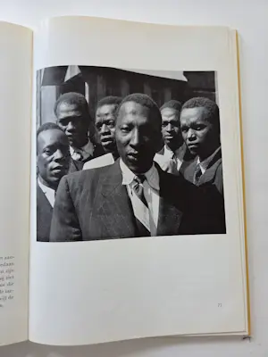 Emmy Andriesse - Beeldroman. Ism JB Charles. kopen? Bied vanaf 20!