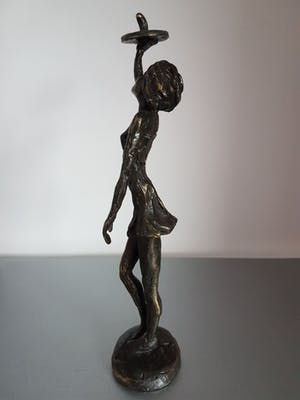 Astrid Veldhuyzen-Koppen - Beeld " Een specialiteit " kopen? Bied vanaf 20!