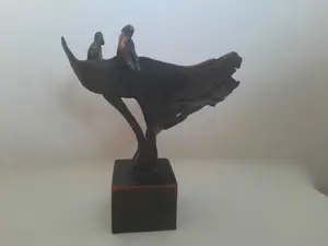 Bernadette Leijdekkers - Sculptuur 'Toekomst' kopen? Bied vanaf 109!