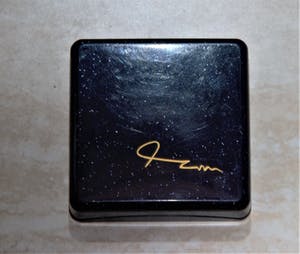 Johan van Loon - broche, gesigneerd, oplage onbekend kopen? Bied vanaf 1!