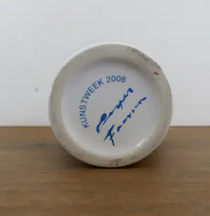 Casper Faassen - keramiek: 2 eierdopjes - kunstweek 2008 kopen? Bied vanaf 25!