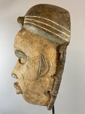Bakongo - African Bakongo mask - Congo. kopen? Bied vanaf 45!