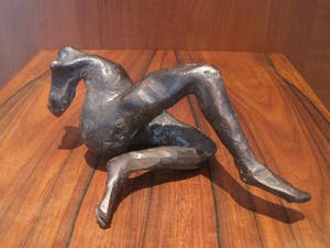 Brons (Onbekend) - Rustende vrouw. kopen? Bied vanaf 80!