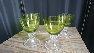 Val-Saint-Lambert - kristallen wijn/water glazen model ¨Yale¨ kopen? Bied vanaf 1!