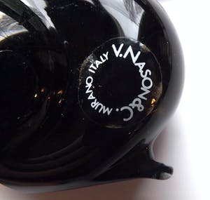 Vincenzo Nason - gestilieerde antiloop van zwart hoogglans kristal - gesigneerd + label kopen? Bied vanaf 1!