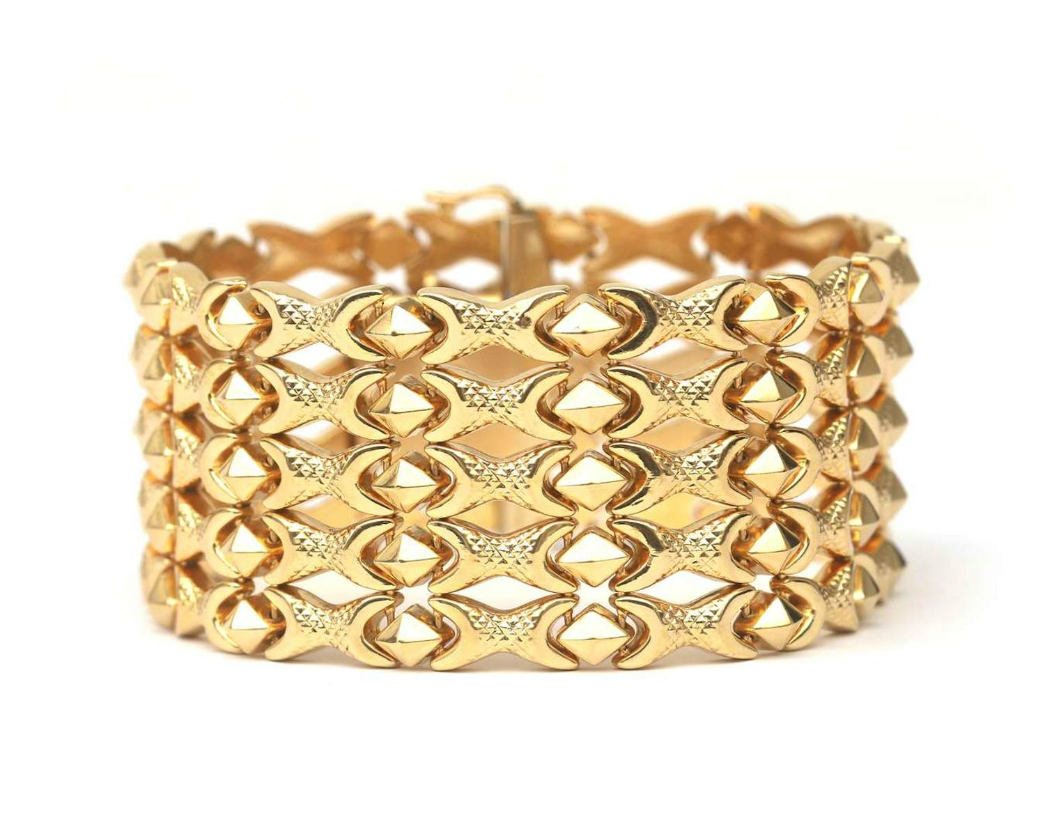 Opvallende 18 karaat geelgouden brede armband kopen? Bied vanaf 7000!