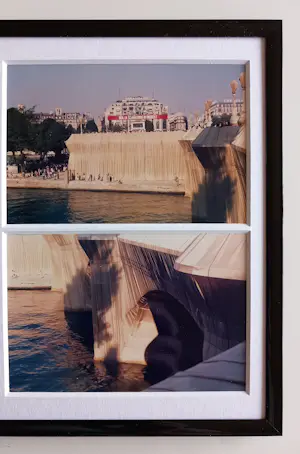 Buy Christo - The Pont Neuf wrapped – gesigneerde artcard + 2 originele foto’s? Bid from 380!