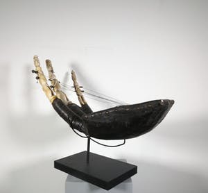 Teke - Leer en been, Harp kopen? Bied vanaf 350!