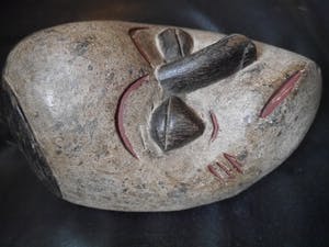 Niet of onleesbaar gesigneerd - PENDE Malade masker uit DR.Congo kopen? Bied vanaf 10!