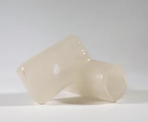 Immanuel Klein - Vrijgevormd object van albast, Industrial sculpture kopen? Bied vanaf 100!