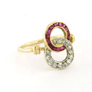 14k gouden ring met robijn en diamant 0.10 ct kopen? Bied vanaf 210!