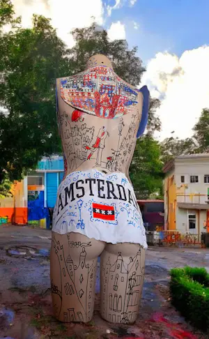 Elva Polyakova - Girl in Amsterdam kopen? Bied vanaf 250!