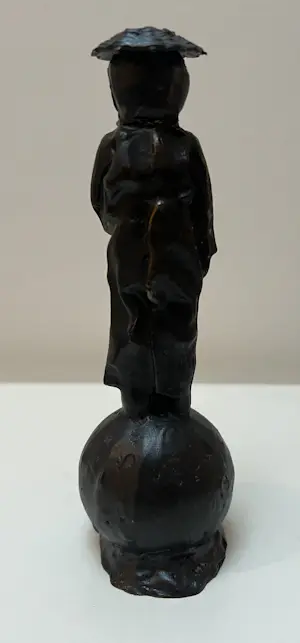 Nicolas Dings - Bronzen sculptuur | Mother earth kopen? Bied vanaf 200!